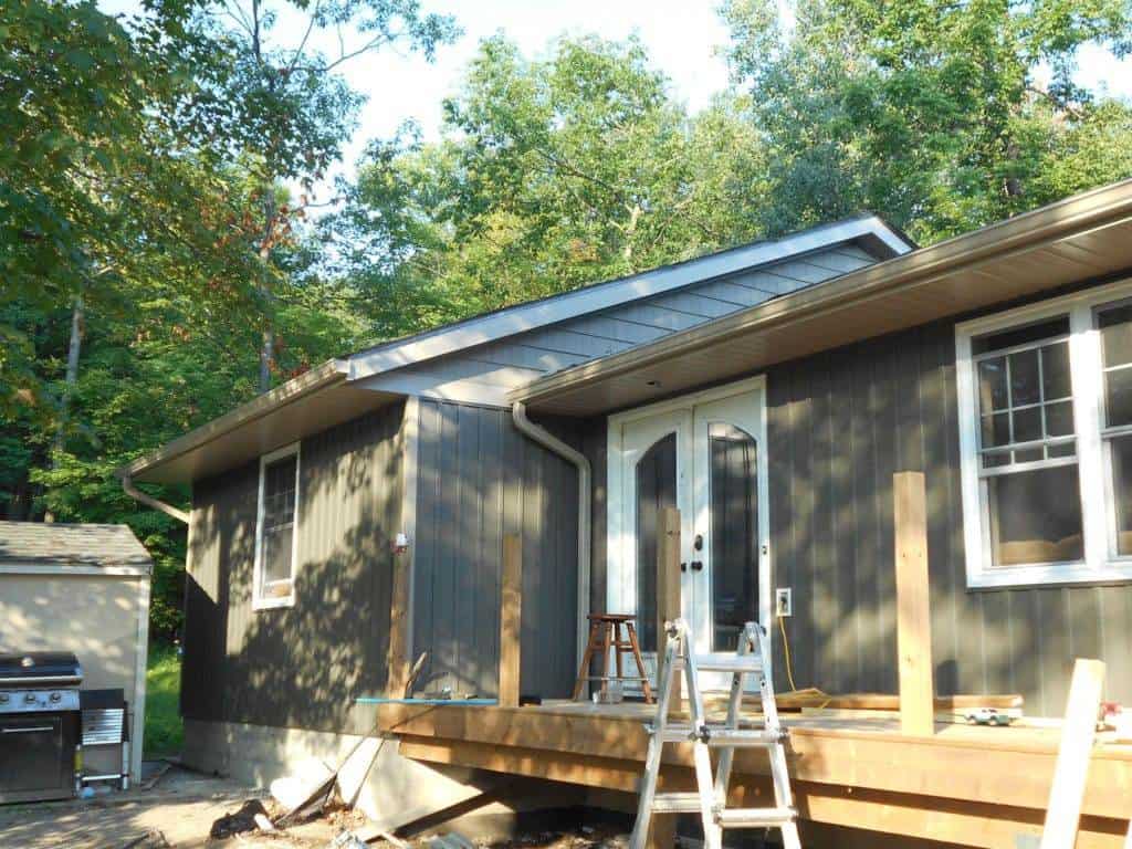 Weaver 16B Remodel Siding Project, Modern Grey, Custom Colour Siding | Weaver Exterior Remodeling Barrie Ontario