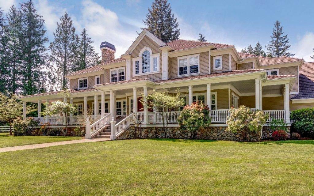 View of Exterior Home Design Trends For 2023 - Top Rated Barrie Windows & Doors ...