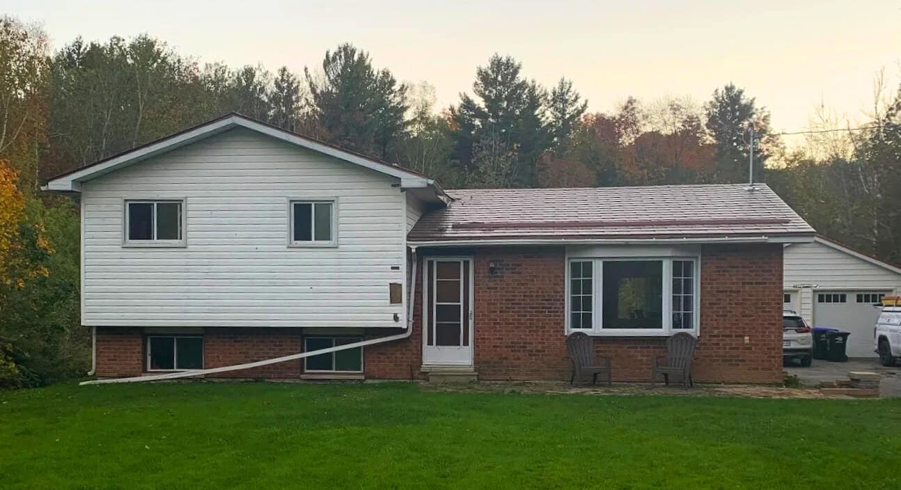 Ae2D5Fe7-7B41-4Bff-81A1-5561553Cc345 Exterior Transformation,Weaver,Window And Door | Weaver Exterior Remodeling Barrie Ontario